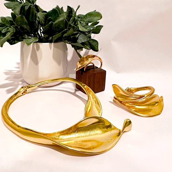 ZARA Golden Calla Lilly Statement Contemporary Hinge Choker ** GORGEOUS ** - Picture 7 of 11